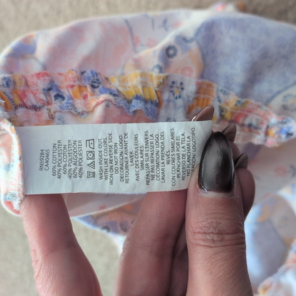 Place Multicolor Floral Top - Picture 3 of 3